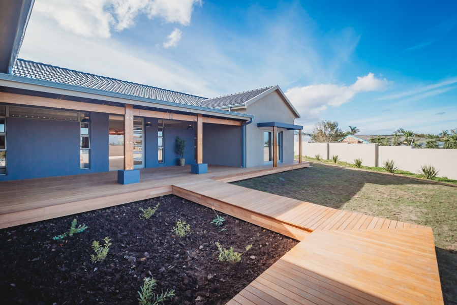 4 Bedroom Property for Sale in Blanco Western Cape